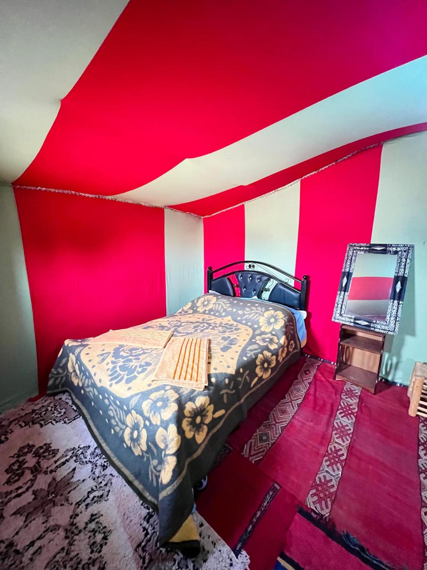 Camp Mbark Authentic M'Hamid Exterior foto